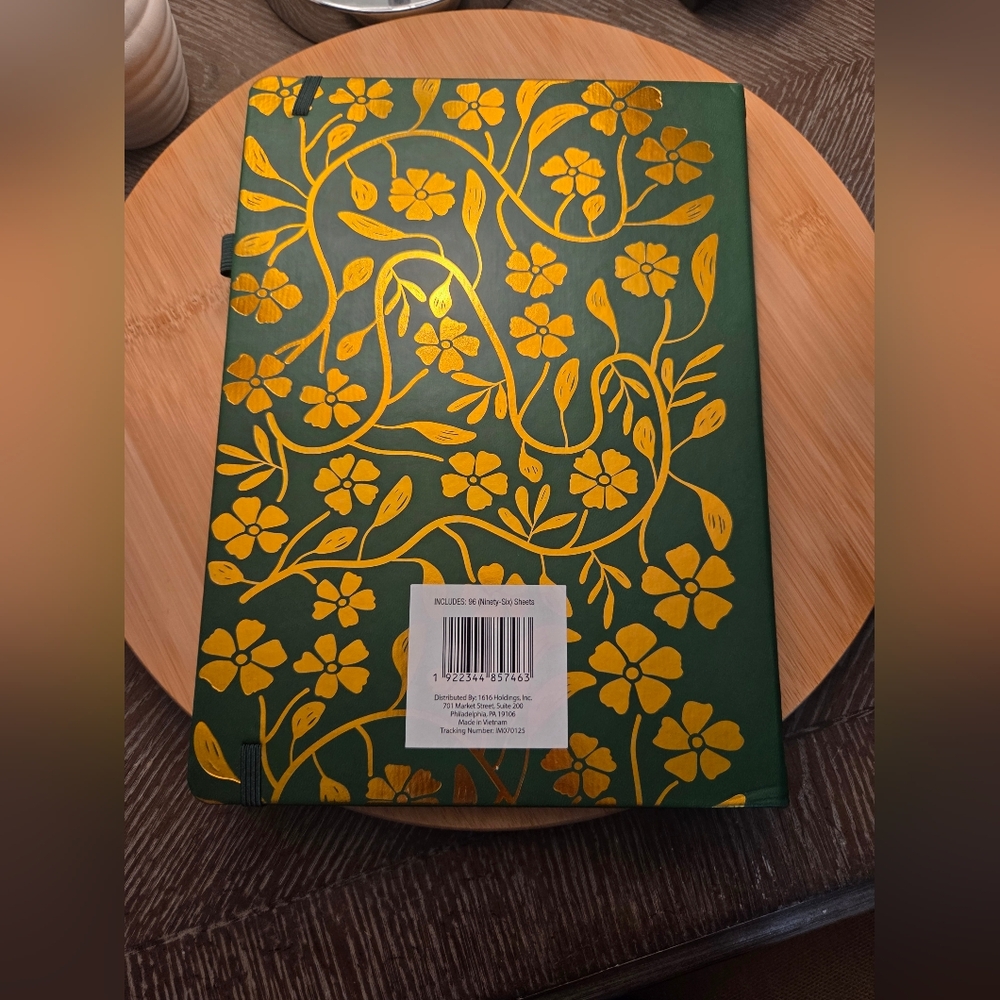 Floral Green and Gold Sketch Notebook with Pen and Pencil Set | 3 Set Bundle - Picture 3 of 8